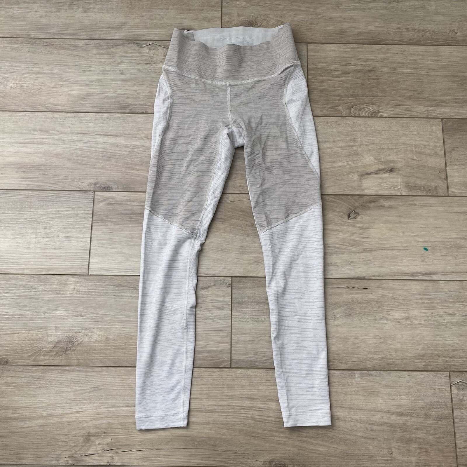 Outdoor Voices Techsweat 3/4 Two-Tone Leggings Gray Stripe Xs